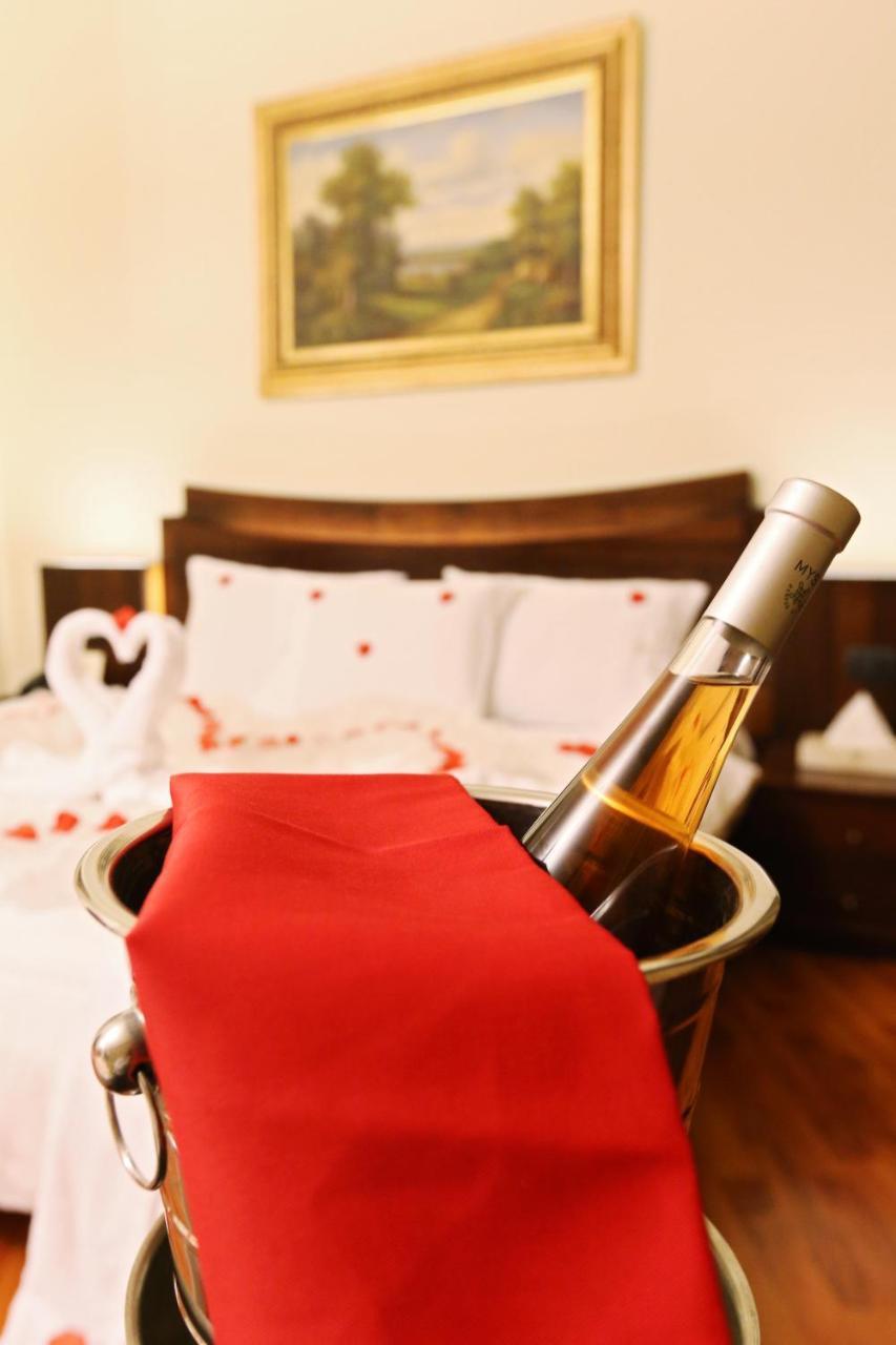 แกรนด์ กาเบรียล Hotel จูนิเย ภายนอก รูปภาพ