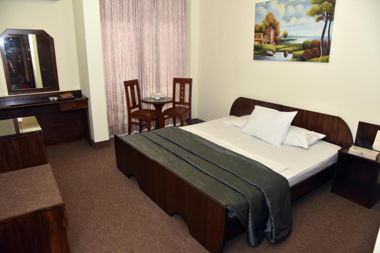 แกรนด์ กาเบรียล Hotel จูนิเย ภายนอก รูปภาพ