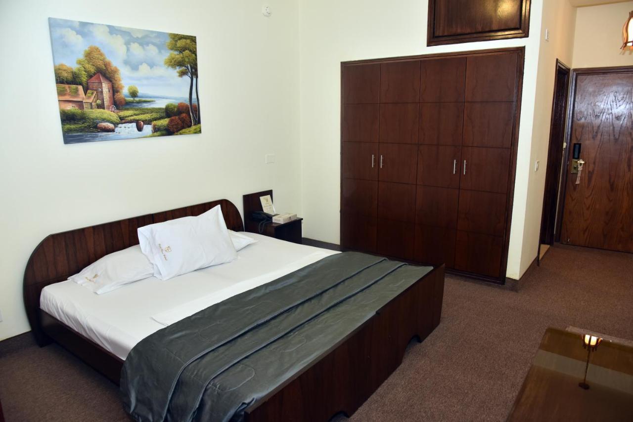 แกรนด์ กาเบรียล Hotel จูนิเย ภายนอก รูปภาพ